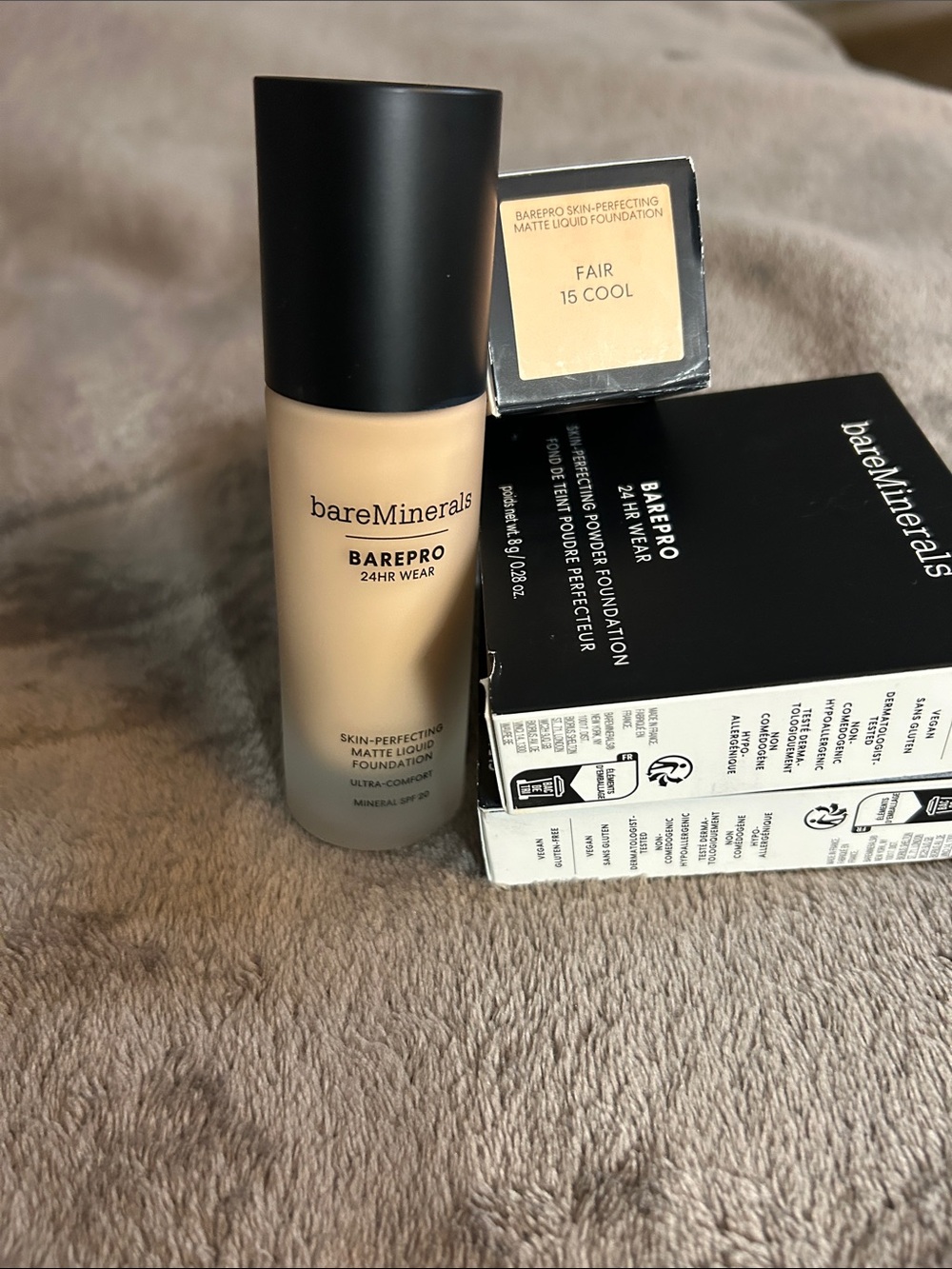 bareMinerals BarePro Matte Liquid Foundation - Fair 15 Cool.